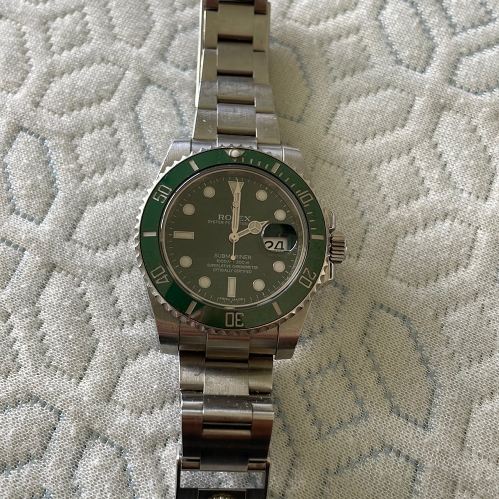 GENUINE ROLEX  Submariner- PREOWNED -green face -